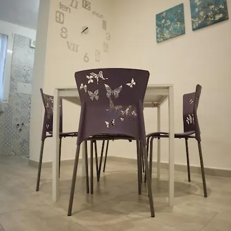 아파트 Bari, Puglia. E Facile Da Raggiungere !! *