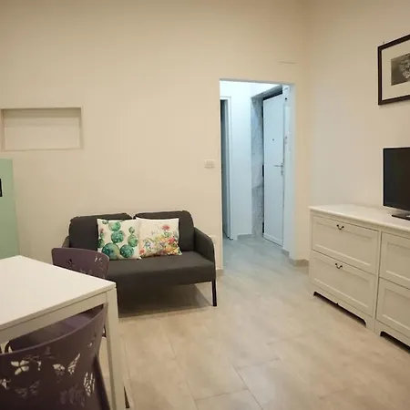 Bari, Puglia. E Facile Da Raggiungere !!