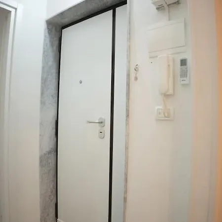 Bari, Puglia. E Facile Da Raggiungere !! *