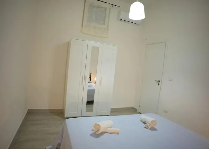 Bari, Puglia. E Facile Da Raggiungere !! Appartamento *